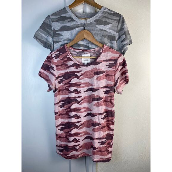 Reflex Women's Size L Lot of 2 Gray Pink Short Sleeve Camouflage T-Shirt - Picture 3 of 6